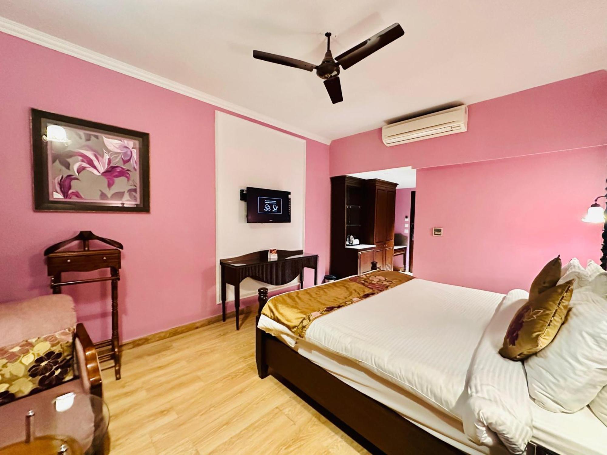 Royal Orchid Fort Resort Mussoorie Kültér fotó