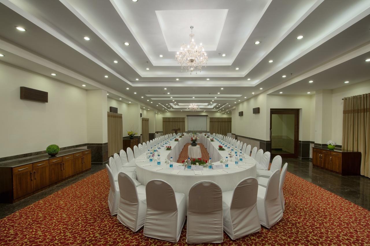 Royal Orchid Fort Resort Mussoorie Kültér fotó