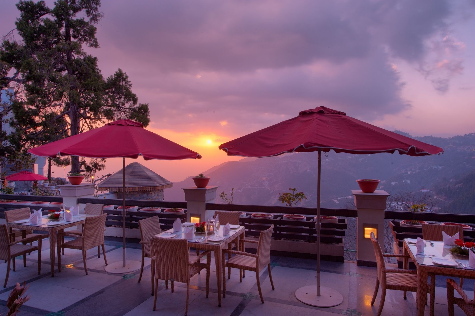 Royal Orchid Fort Resort Mussoorie Kültér fotó