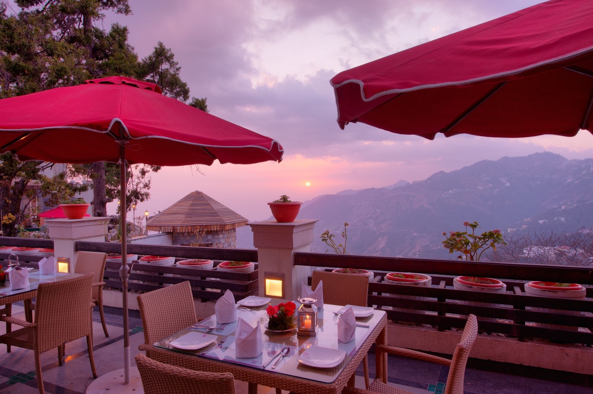Royal Orchid Fort Resort Mussoorie Kültér fotó